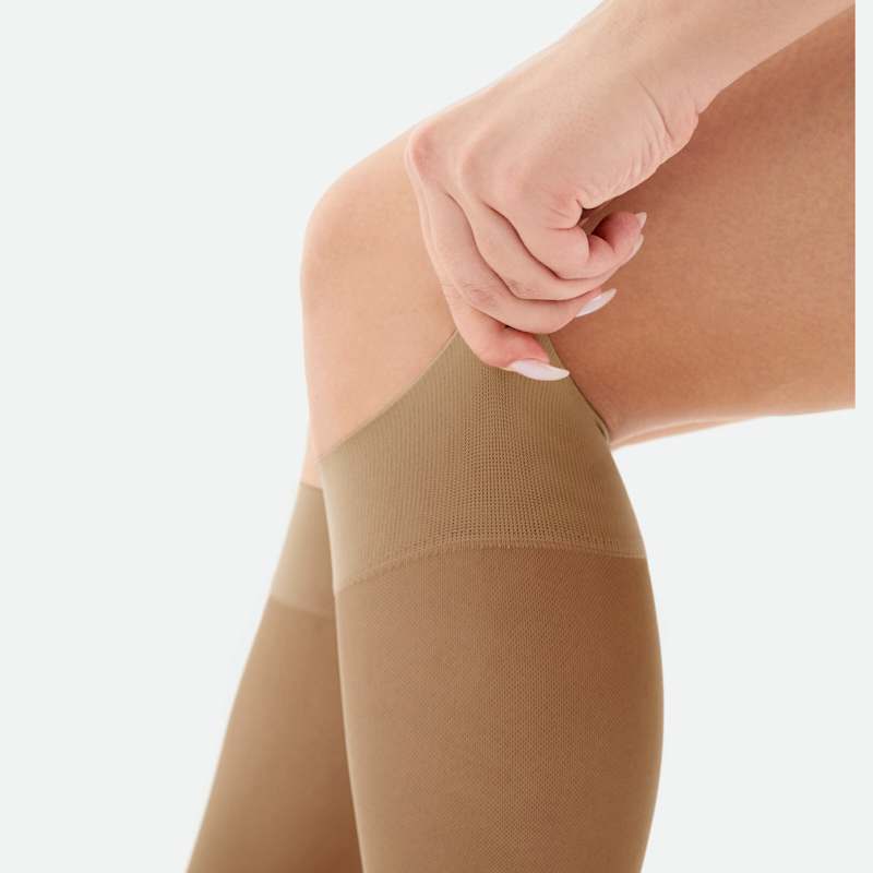 Компрессионные гольфы 1С100 VENOTEKS, 1 класс купить в OrtoMir24